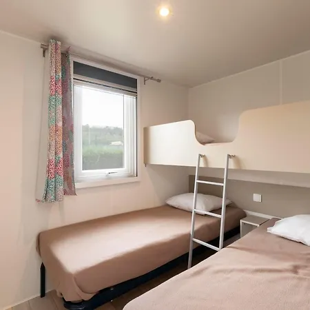 Kemp Camping Les Rives De L'Adour Saint-Sever (Landes)